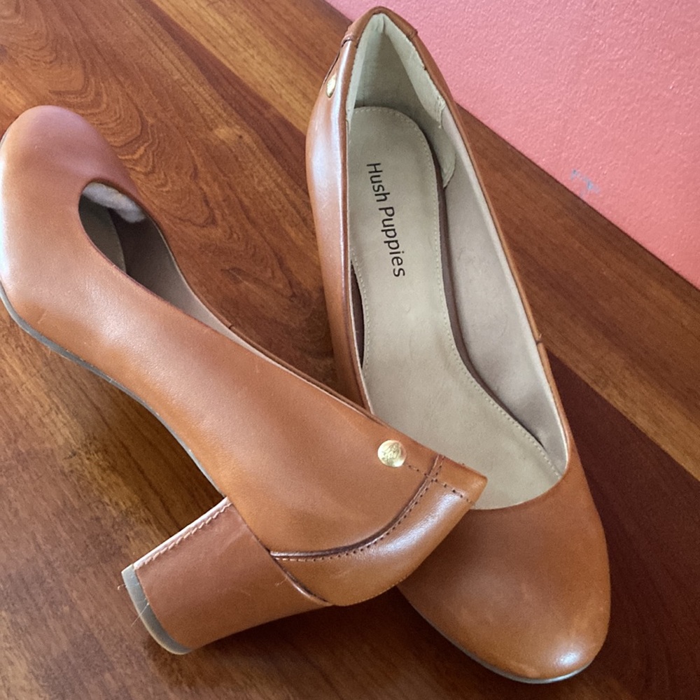 Leather Heels size 8 - Picture 2 of 9
